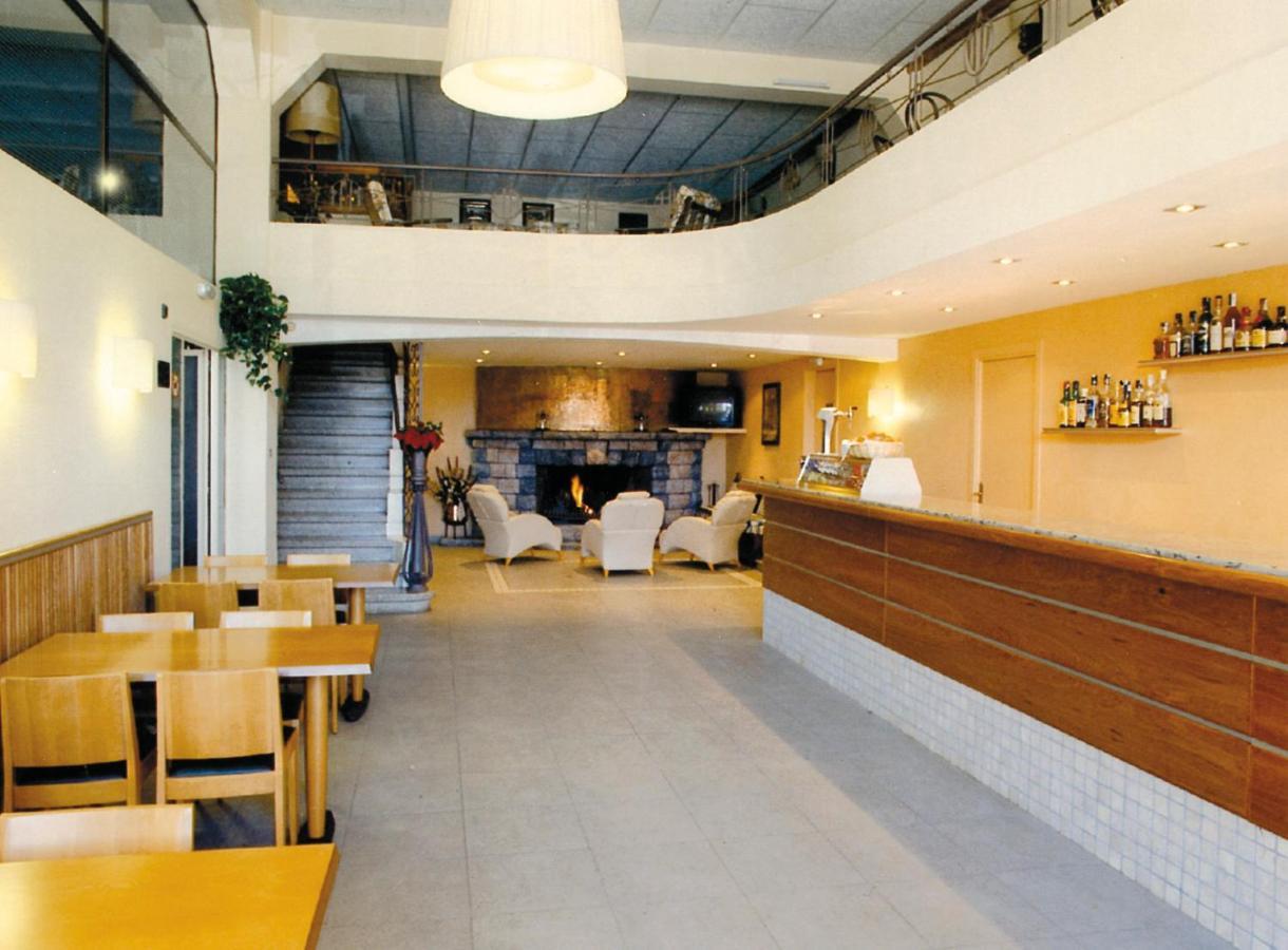 Hotel Bellavista 벨베르 데 세르다니아 외부 사진