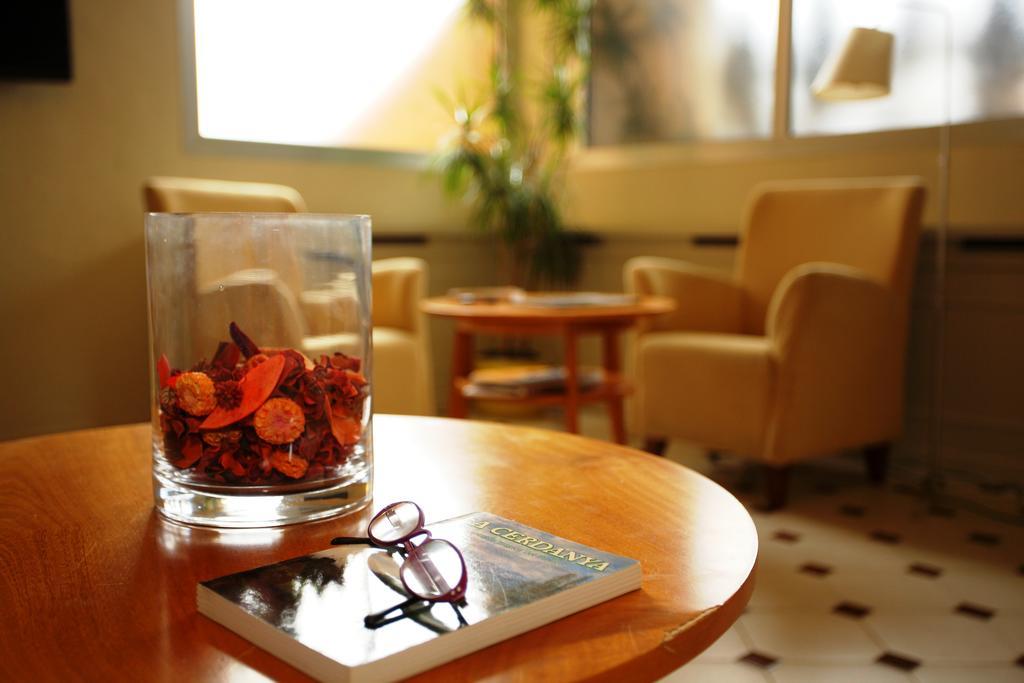 Hotel Bellavista 벨베르 데 세르다니아 외부 사진