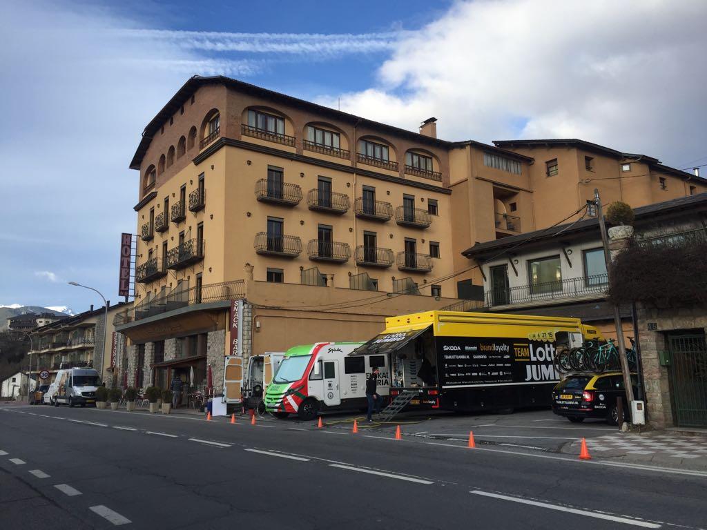 Hotel Bellavista 벨베르 데 세르다니아 외부 사진