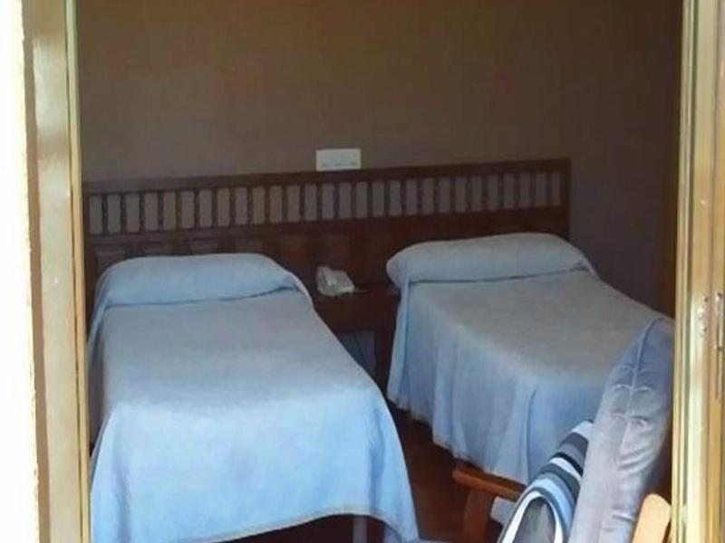 Hotel Bellavista 벨베르 데 세르다니아 외부 사진